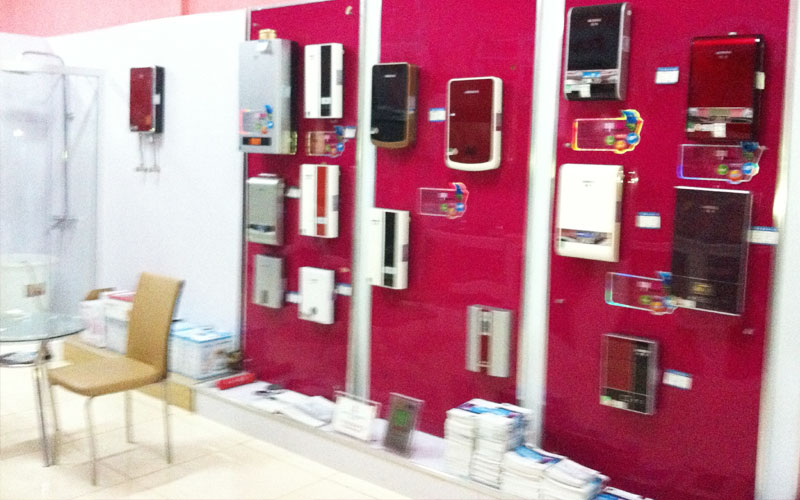 即熱式電熱水器專(zhuān)賣(mài)店